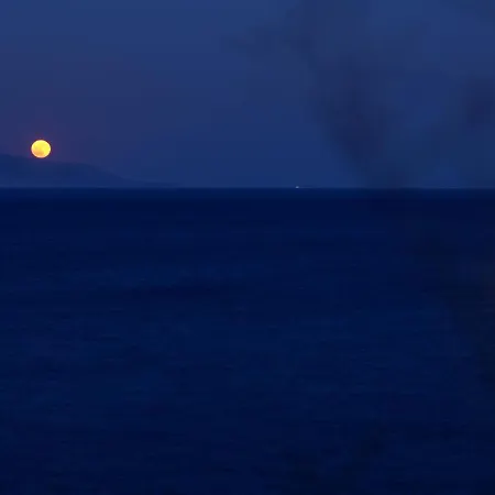 Etherio Ii Daire Piso Livadi